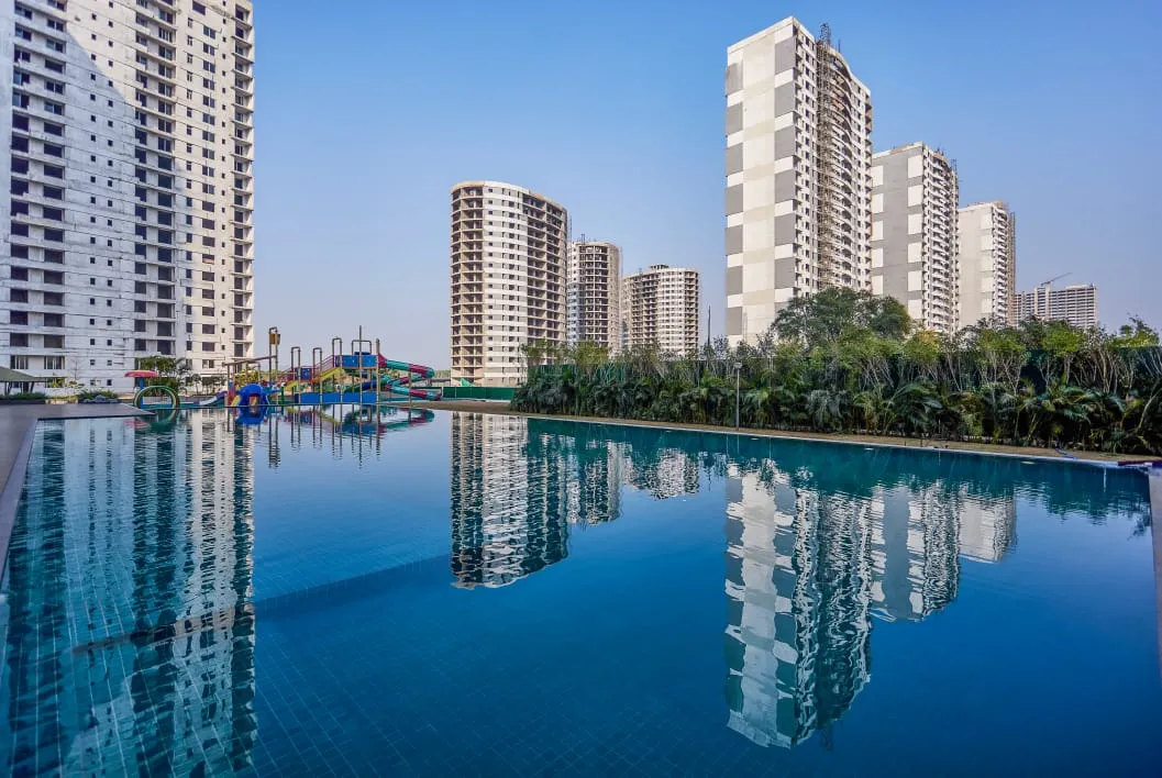 Lotus Clubhouse & Pool Deck